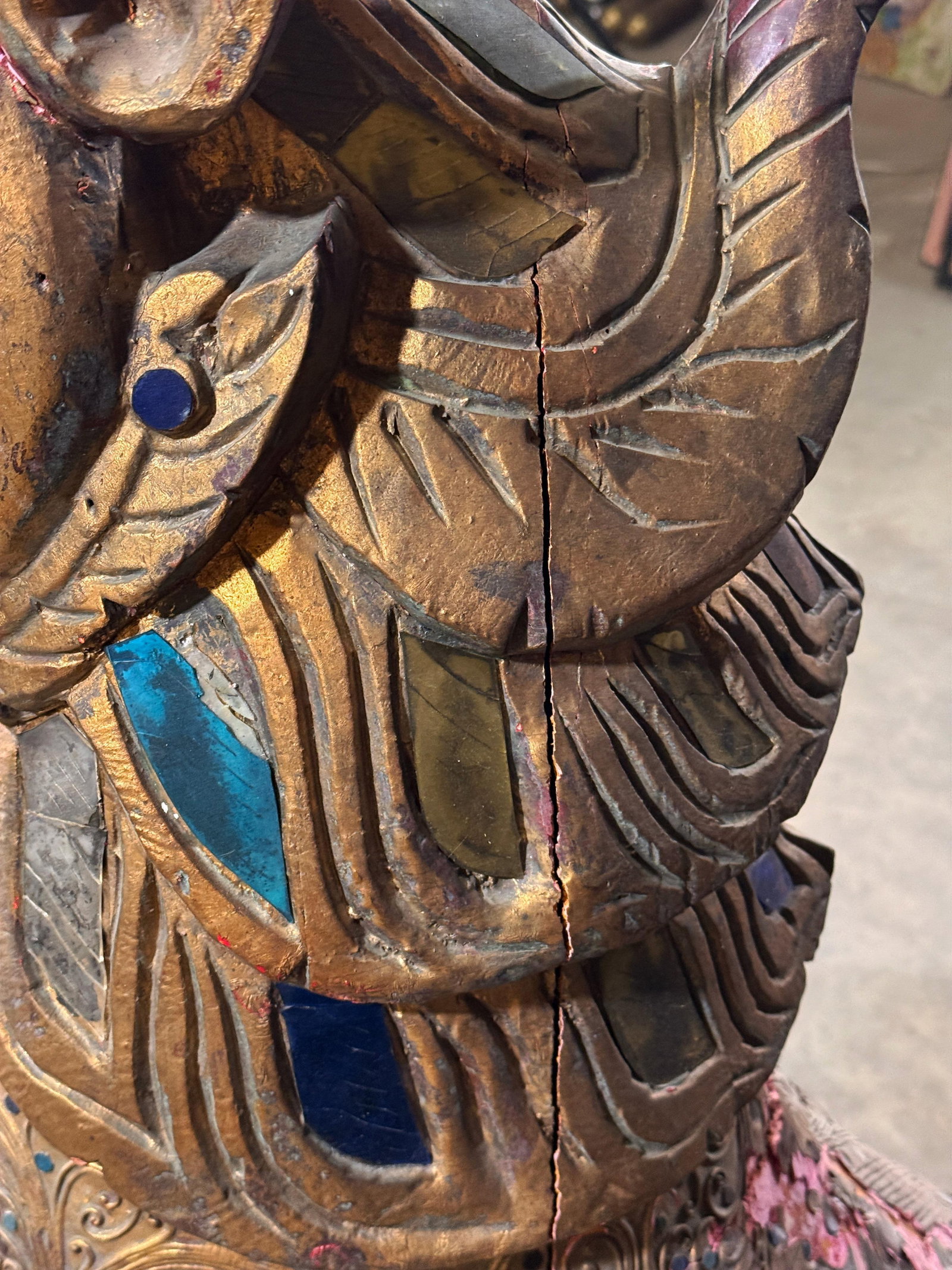 Antique c.1920's/30's Pair of Monumental Burmese Carved Wood Gilt Temple Guardian Lions / Foo Dogs - 7