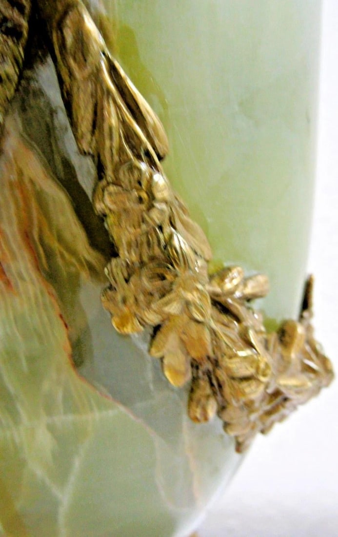 Antique French Neoclassical Green Onyx and Gilt Bronze Garland and Satyr Mounts Table Lamp - 13