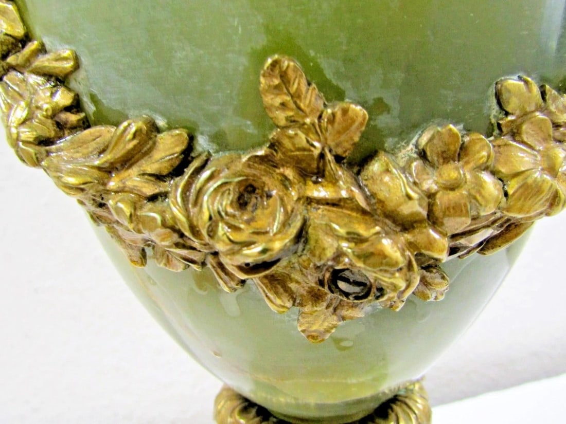 Antique French Neoclassical Green Onyx and Gilt Bronze Garland and Satyr Mounts Table Lamp - 16