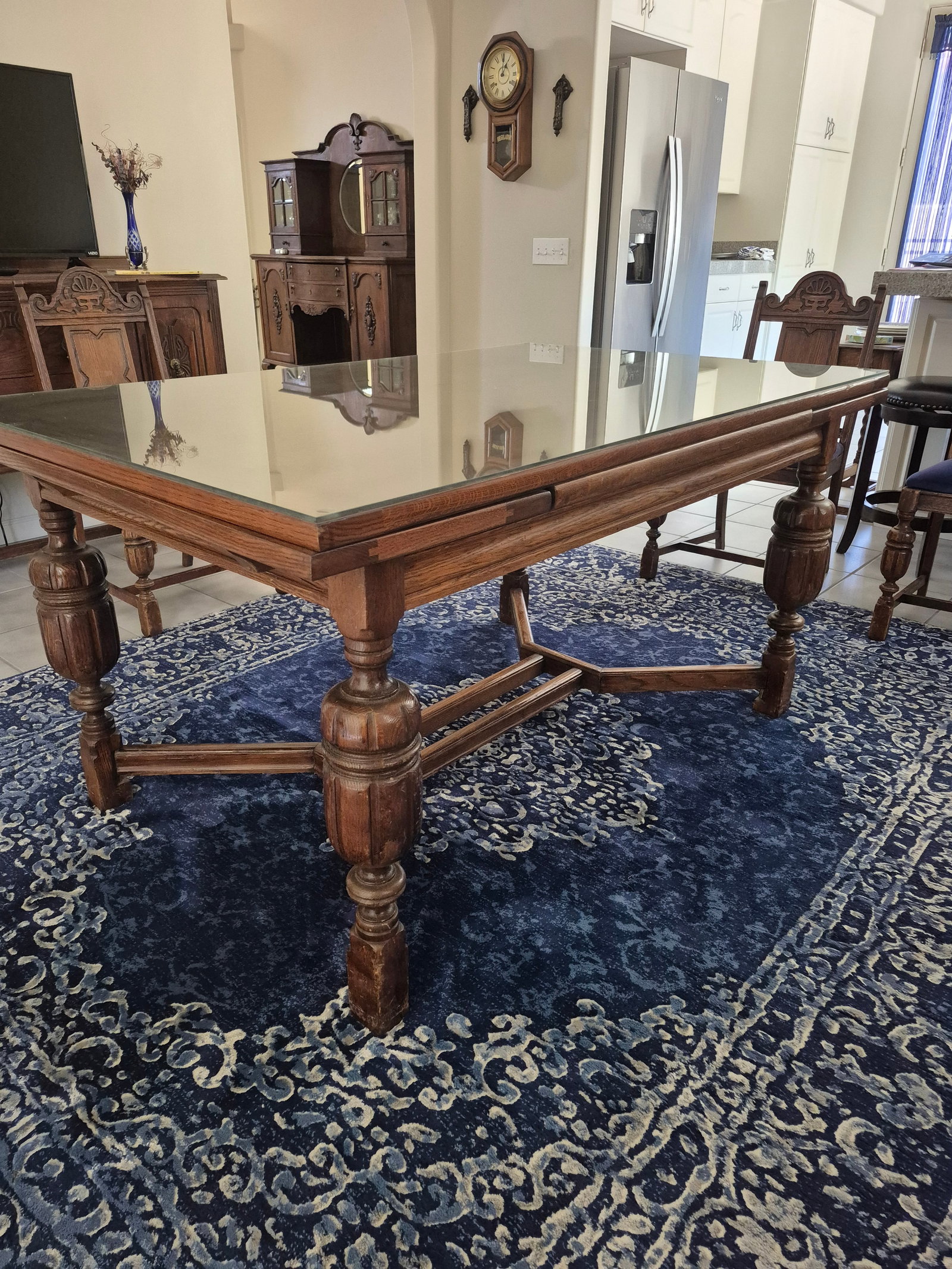 Early 20th Century Jacobean Revival Table With Six Chairs - 2