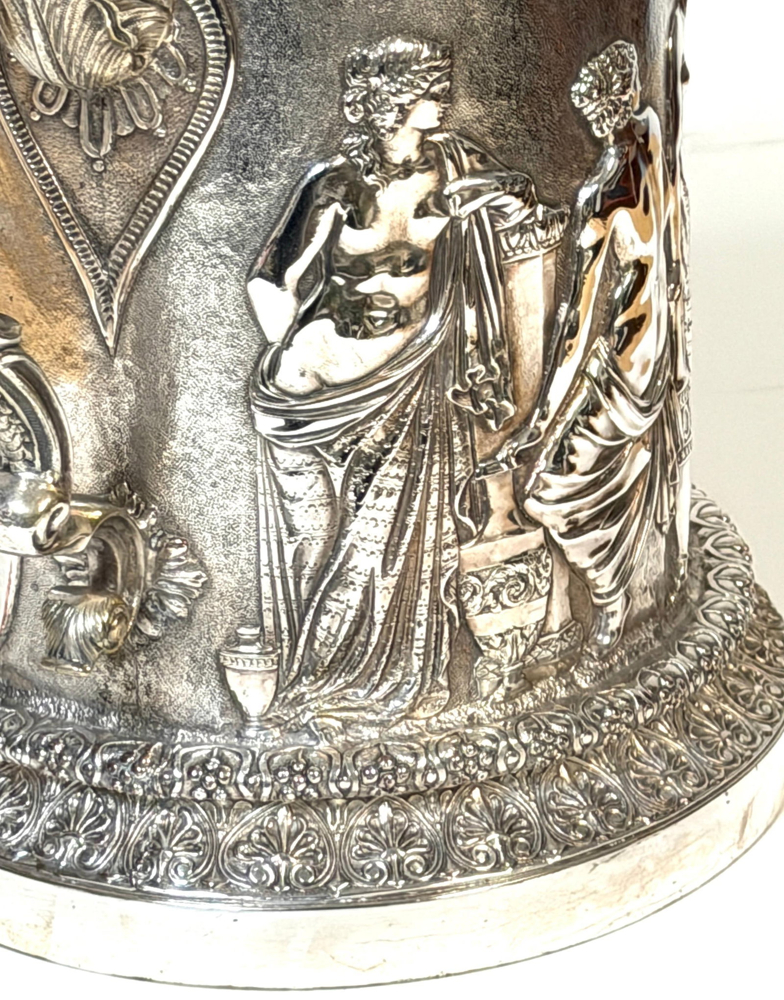 English Silver-Plated Classical Claret Jug by JG & Sons (James Dixon & Sons) - 10