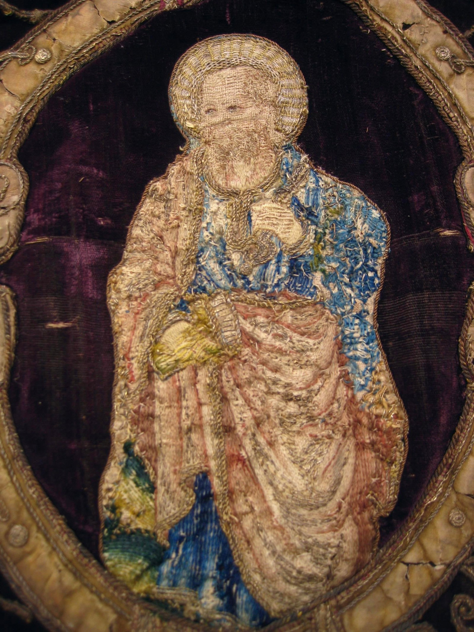 Large Velvet Gold and Silk Embroidered Antependium Circa 17 Century - 5