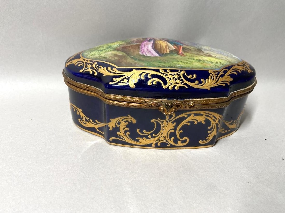 1880 French Sevres Blue Porcelain Gilt Box - 1 Pc - 7