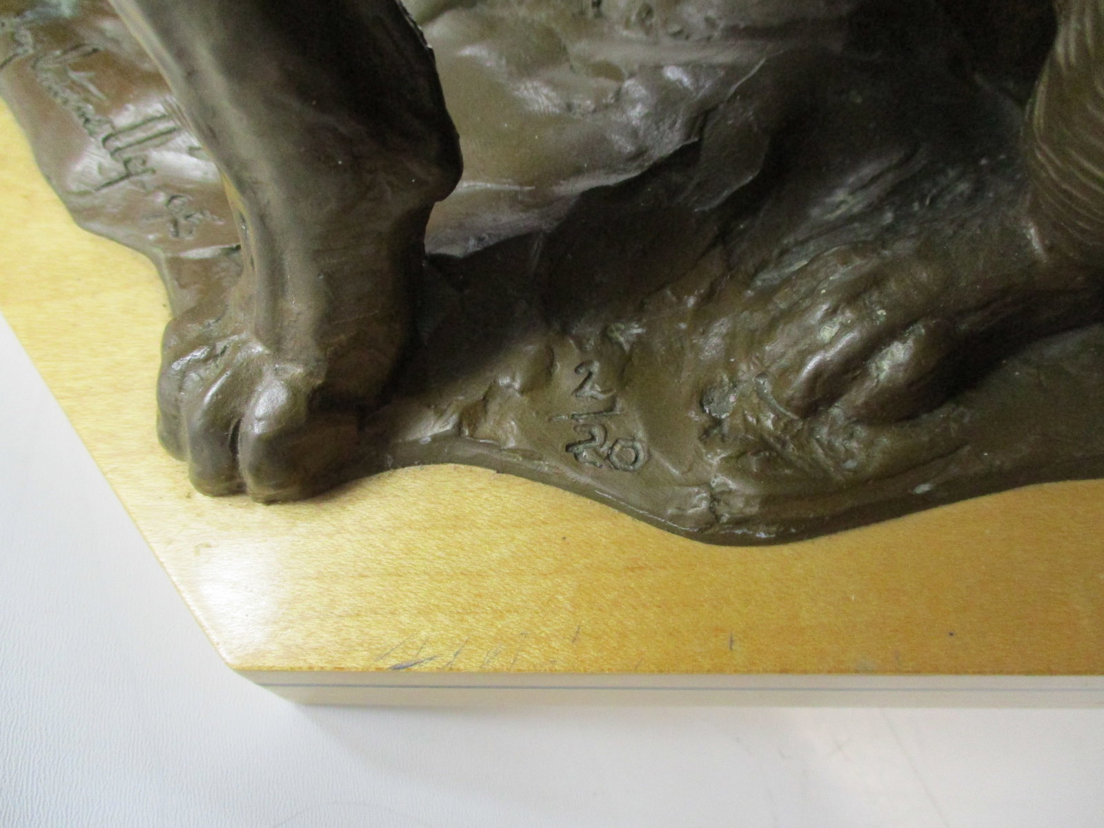 Dan Ostermiller, Bronze Dog, Lab, Labrador Sitting Statue, Wooden Bace Artist Signed: 1995, 2/20 - 6