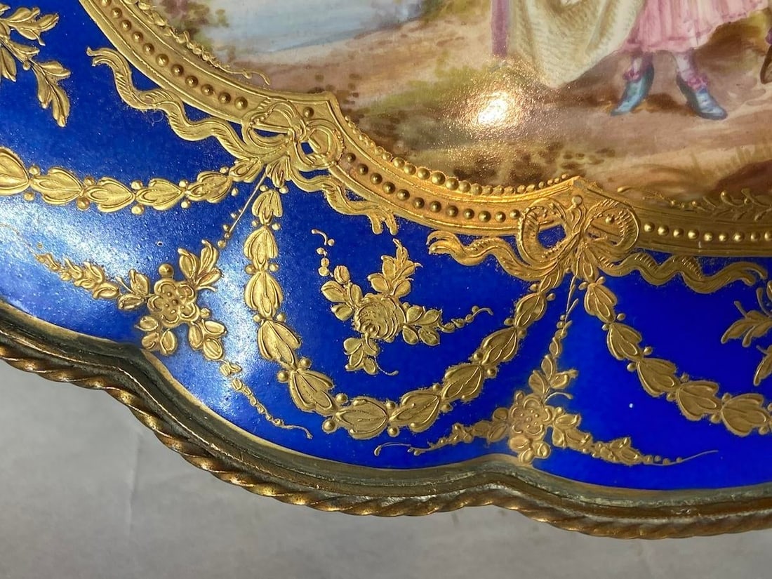 19thC Sevres Rococo Blue Porcelain Gallant Box - 1 - 11