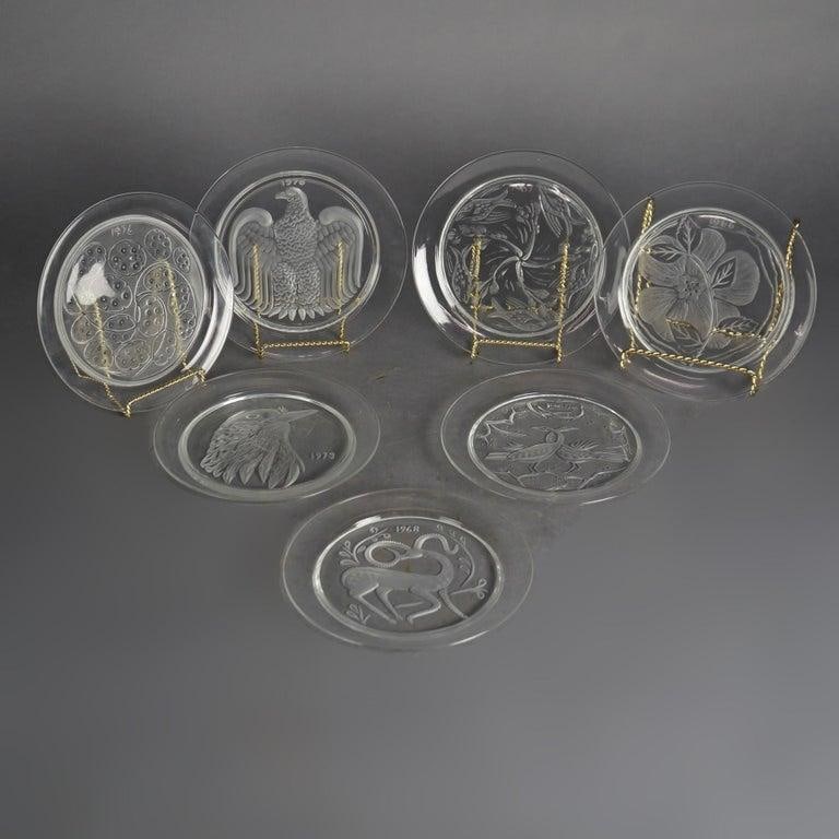 Early 20th Century Twelve-Piece French Lalique Commemorative Crystal Plate Set - 10