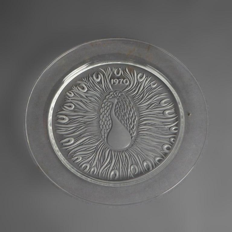 Early 20th Century Twelve-Piece French Lalique Commemorative Crystal Plate Set - 4