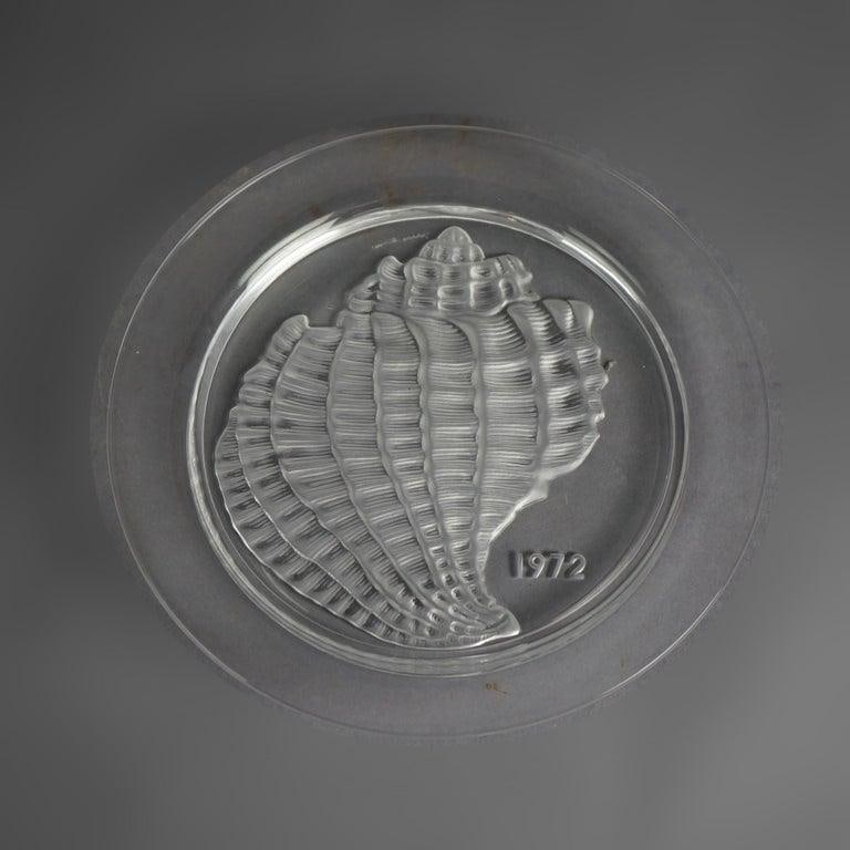 Early 20th Century Twelve-Piece French Lalique Commemorative Crystal Plate Set - 6