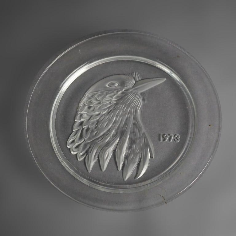 Early 20th Century Twelve-Piece French Lalique Commemorative Crystal Plate Set - 7