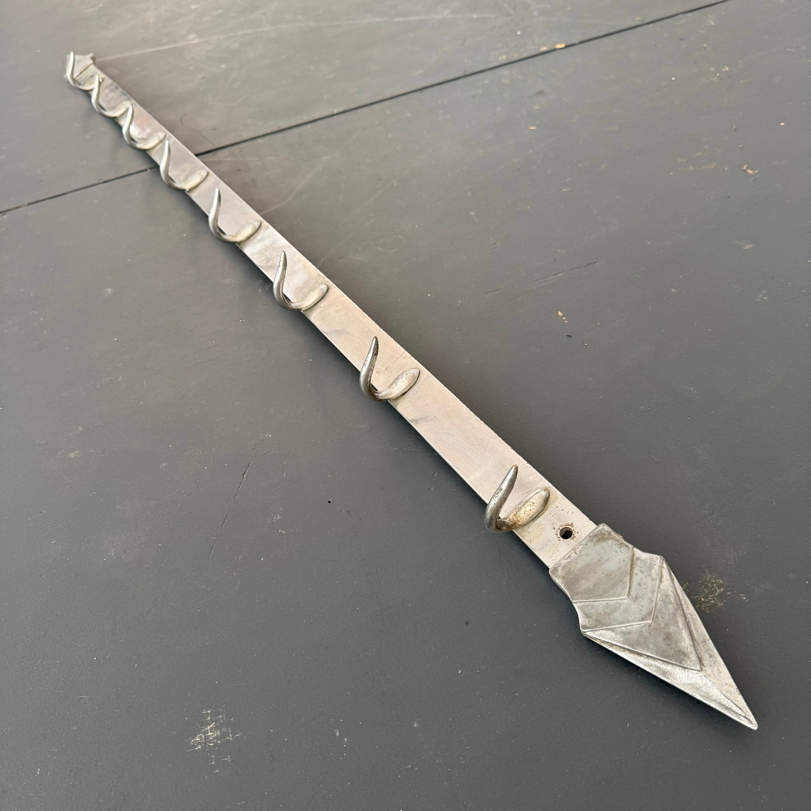 1930s Large Art Deco Arrowhead Steel Butchers Hook Wall Rack - 2