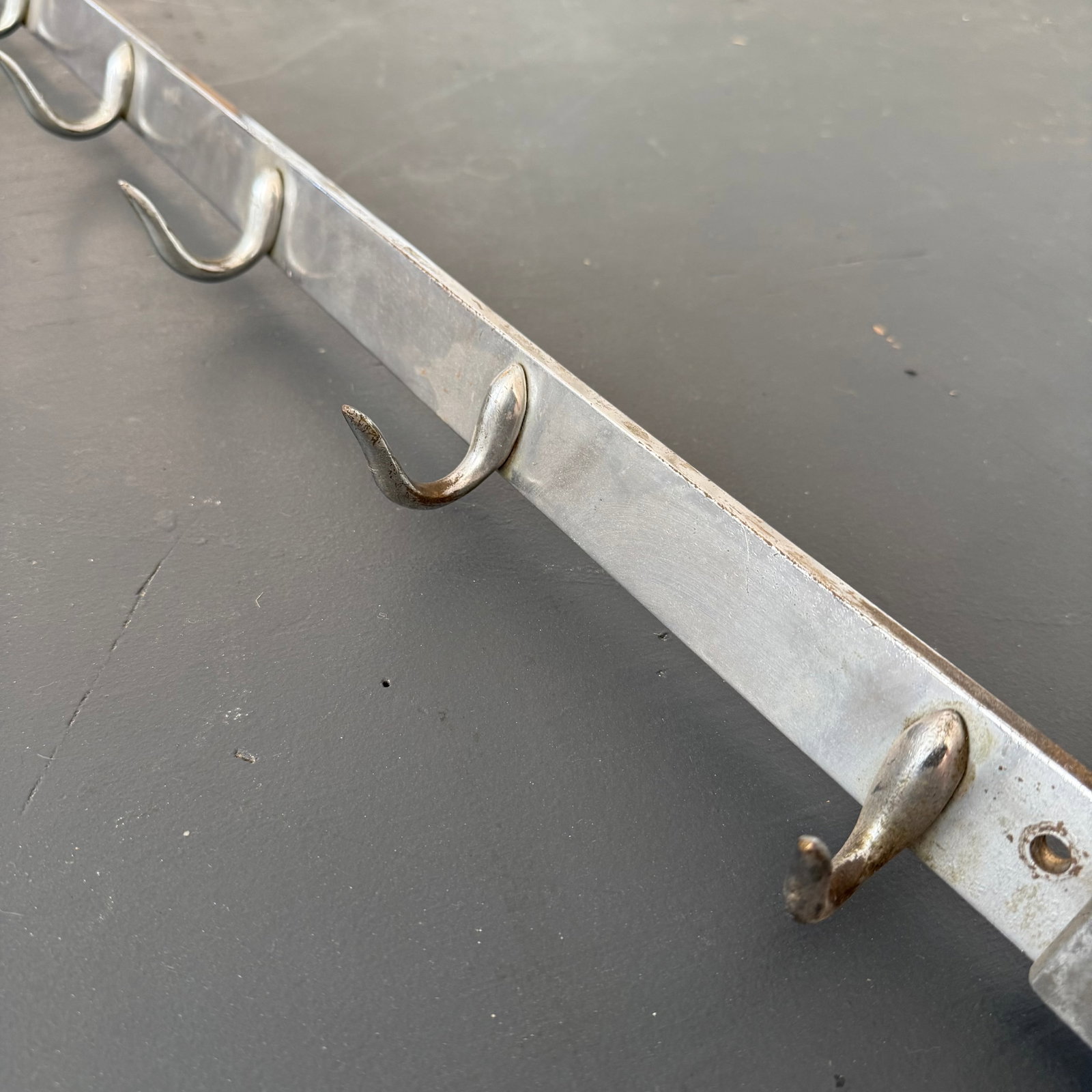 1930s Large Art Deco Arrowhead Steel Butchers Hook Wall Rack - 4
