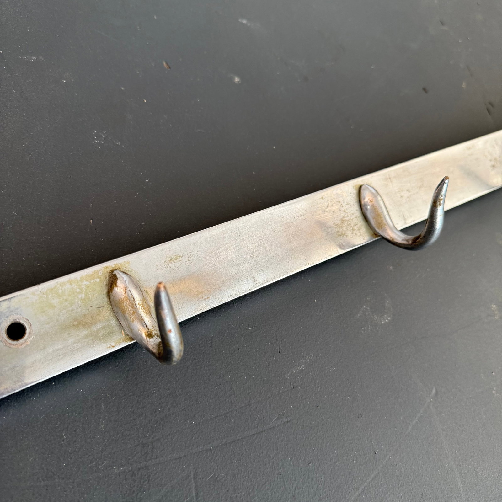 1930s Large Art Deco Arrowhead Steel Butchers Hook Wall Rack - 9