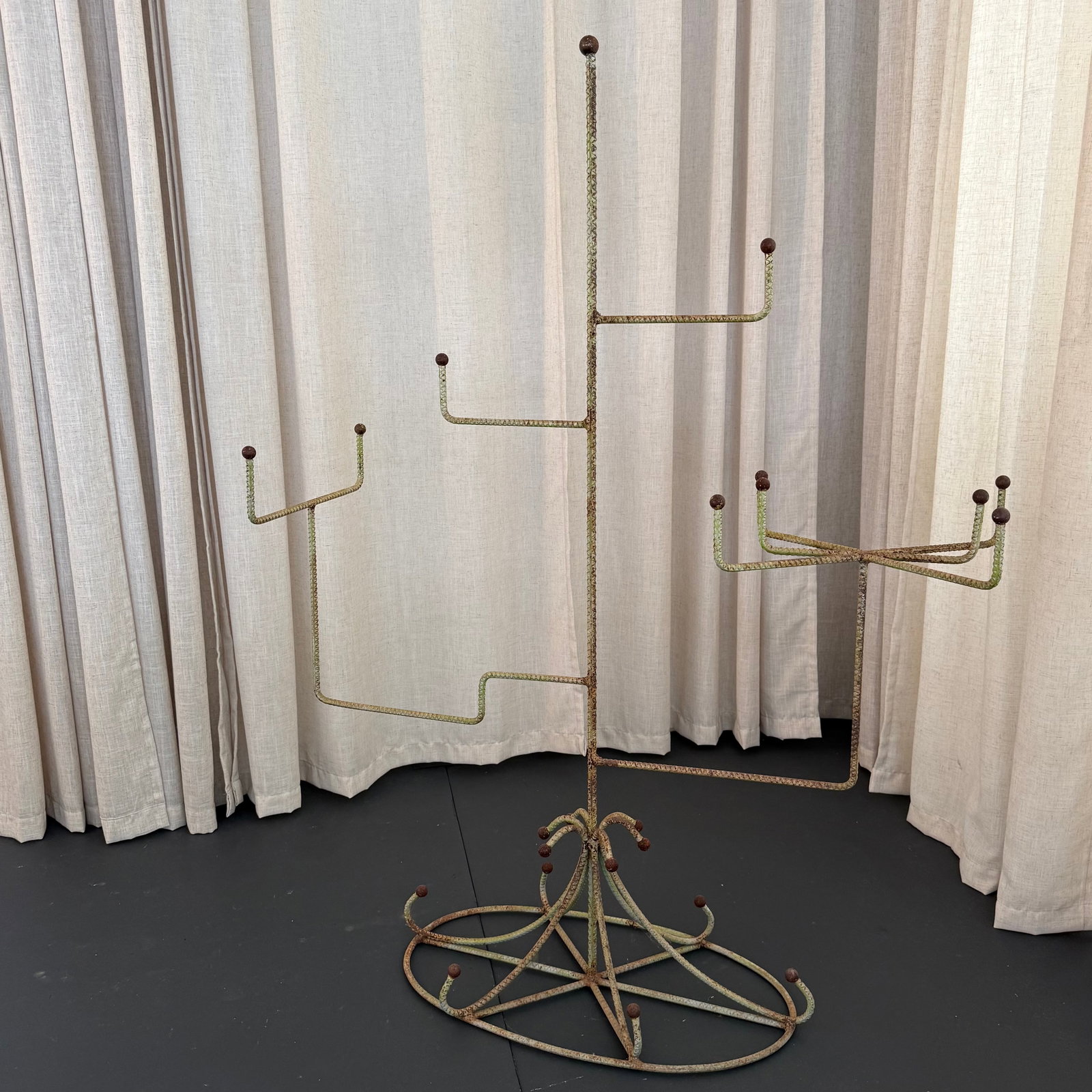 1940s Braided Metal Graduated Millinery Display Stand Hat Rack - 2