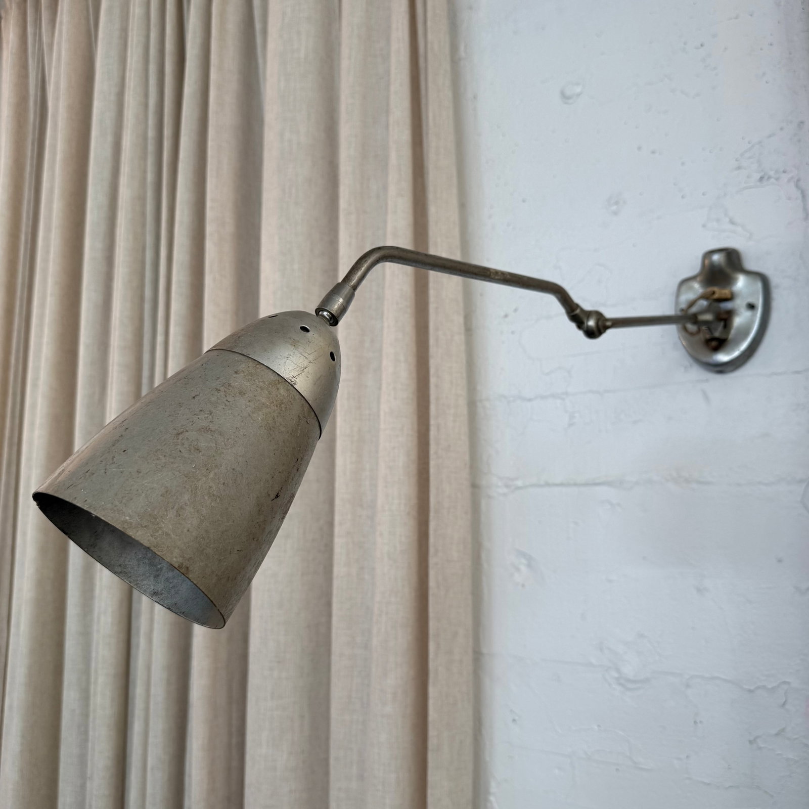 1950s Industrial Mid-Century Articulating Task Lamp Wall Sconce - 2