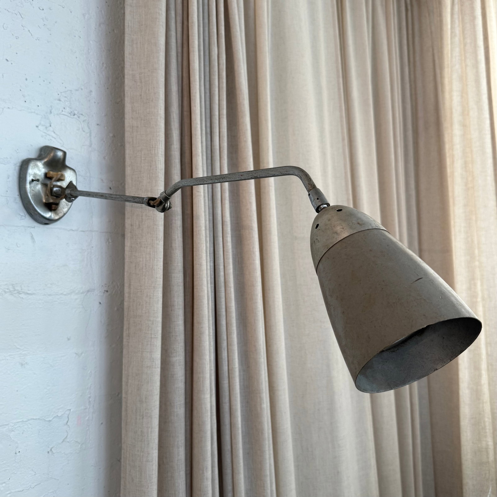 1950s Industrial Mid-Century Articulating Task Lamp Wall Sconce - 7