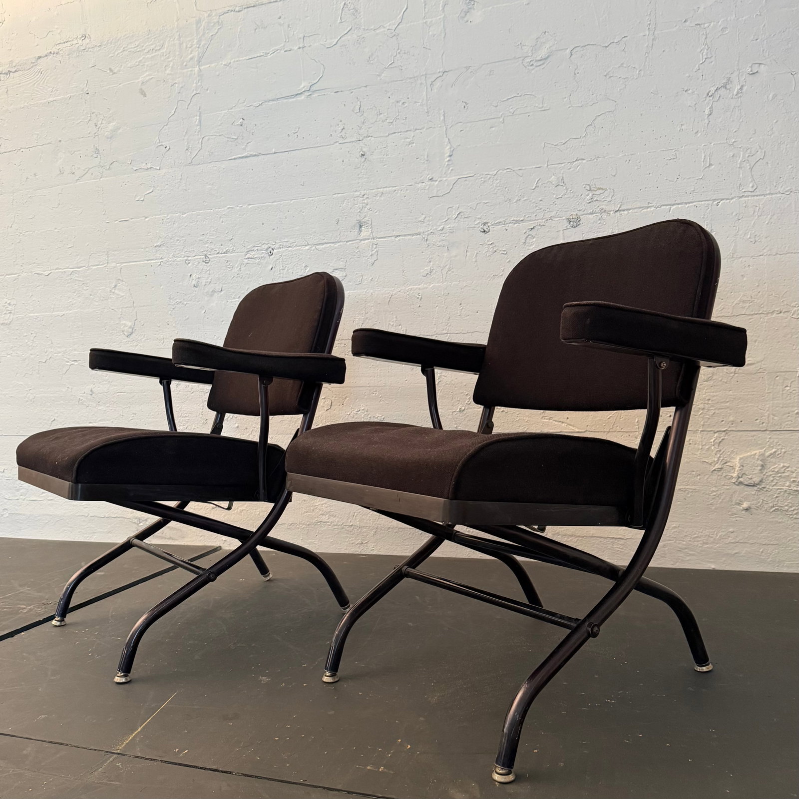 1940s Pair of Art Deco Warren McArthur for Mayfair Industries Folding Armchairs - 2