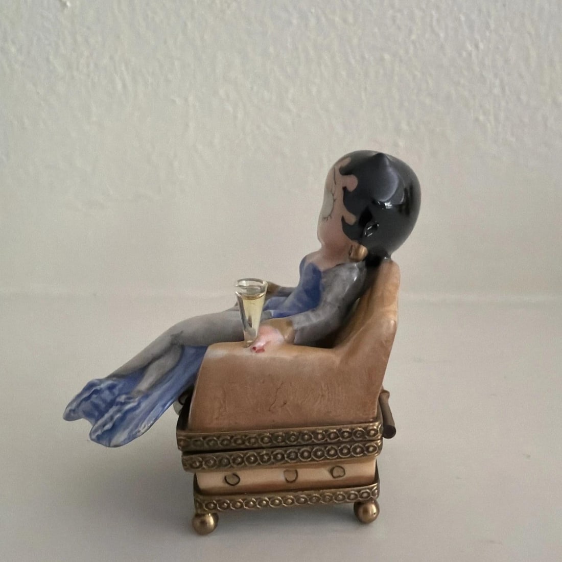 Rare Vintage Chanille Limoges Trinket Box Betty Boop In Armchair with Champagne Glass & Small Dog "P - 2