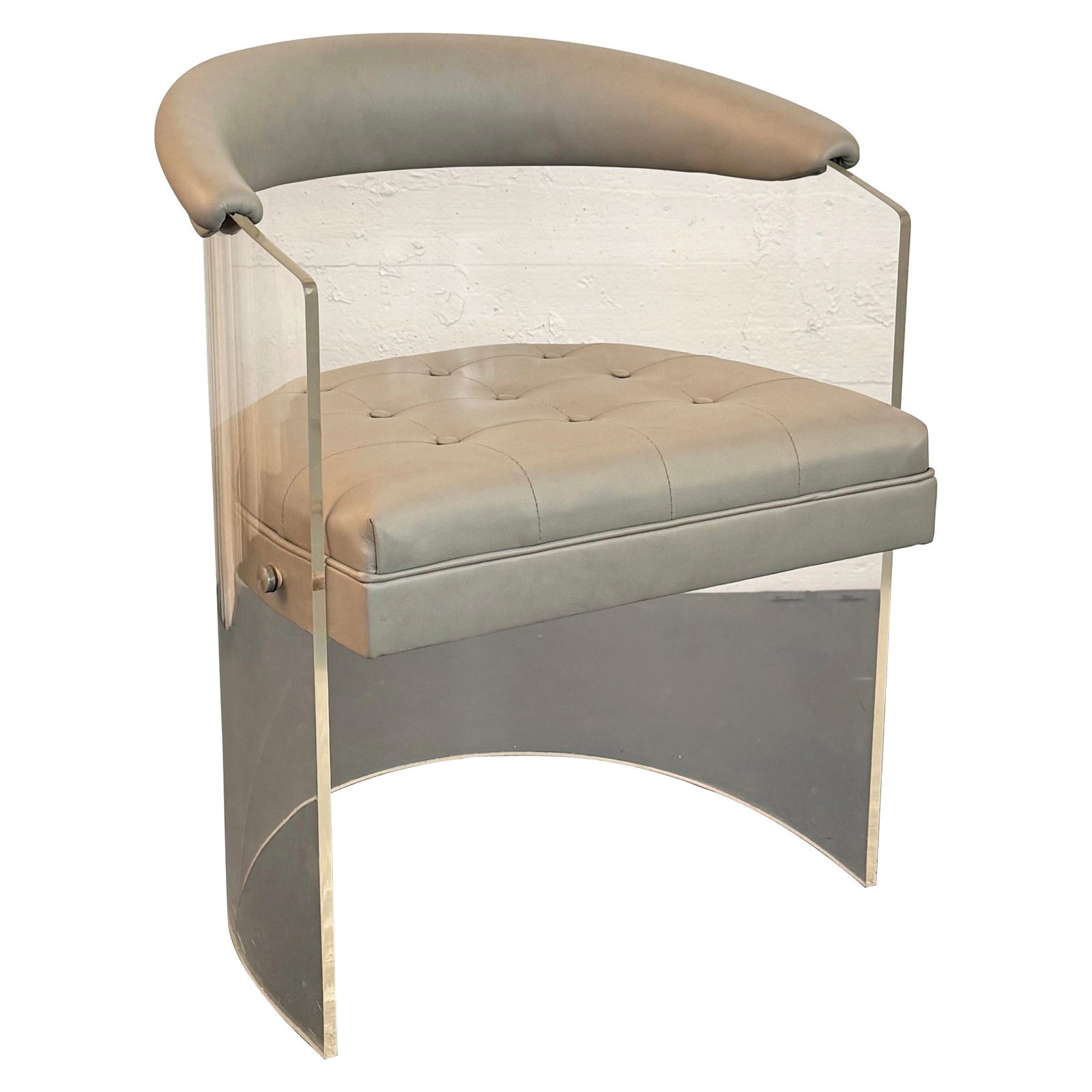 1970s Clear Lucite and Leather Kagan-Style Barrel Tub Chair (1 of 8)