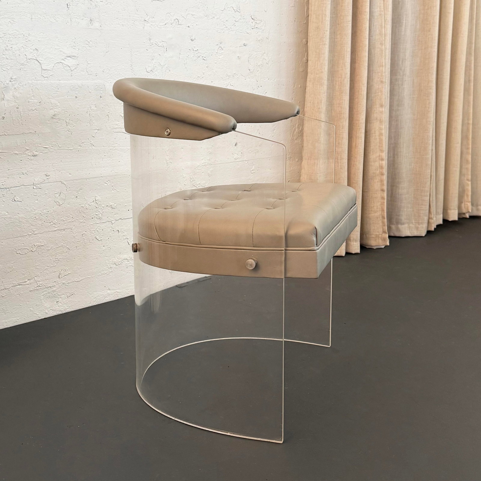 1970s Clear Lucite and Leather Kagan-Style Barrel Tub Chair - 2