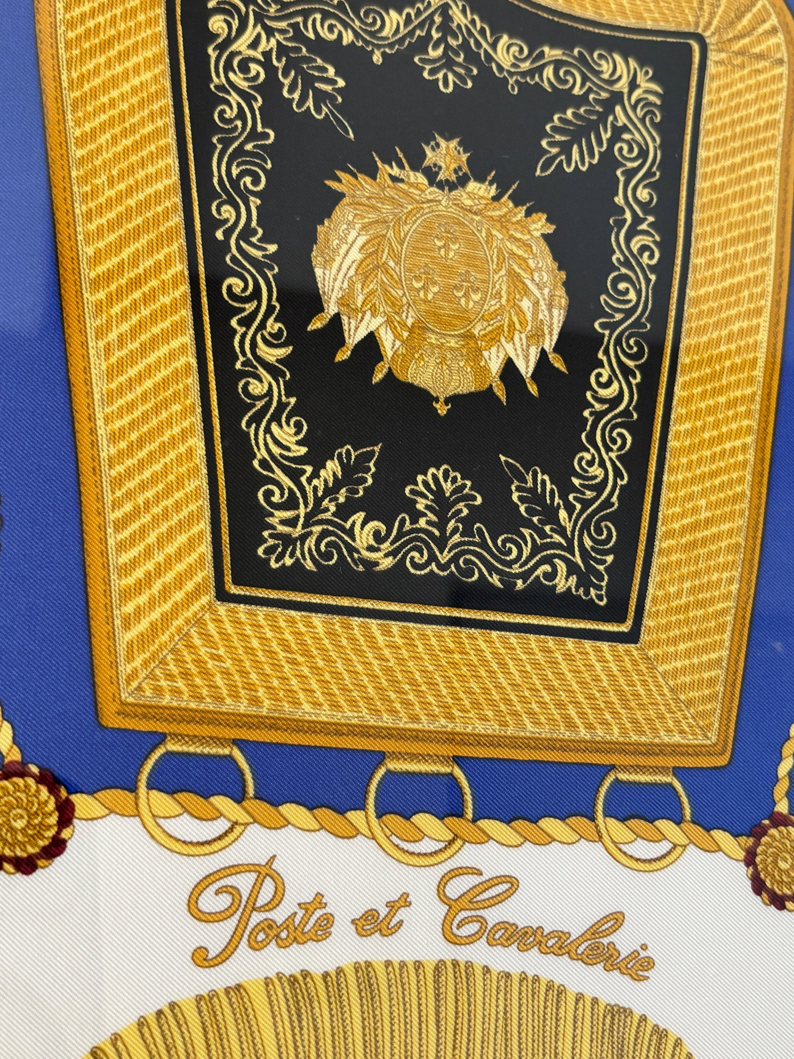 Hermès Poste Et Cavalerie Silk Scarf in Museum Acrylic Box, 1986 - 8