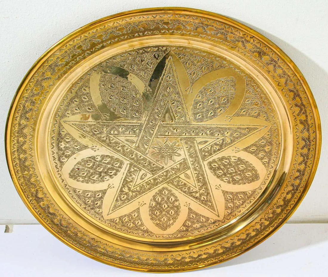 1900s Moroccan Brass Tray Star Etched Collectible Polished Platter 22.5 In. D. - 4