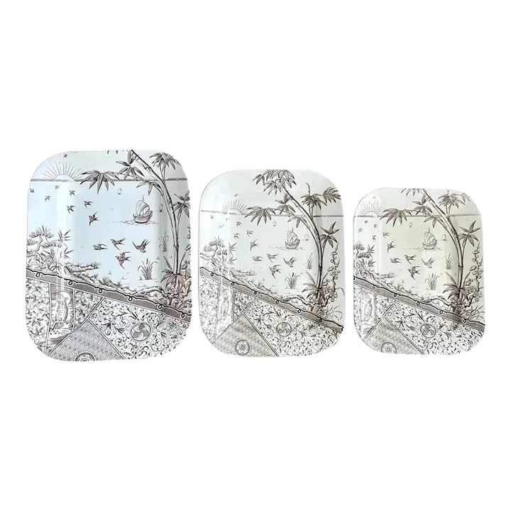 19th Century Melbourne' Graduating Aesthetic Movement Brown & White Ironstone - Set of 3: Three 'Melbourne' graduating Aesthetic Movement brown & white ironstone platters, by Gildea & Walker. A rare and early set of three fully marked and nicely graduated platters. Largest platter 14"x