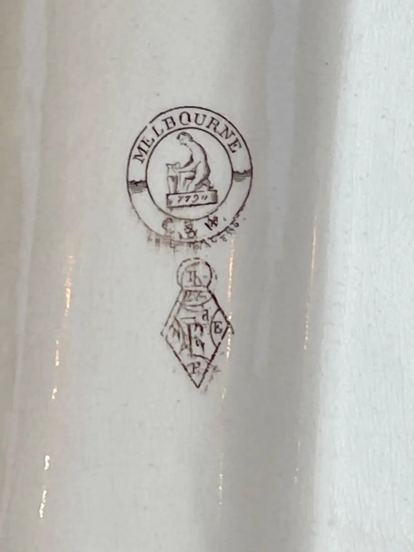 19th Century Melbourne' Graduating Aesthetic Movement Brown & White Ironstone - Set of 3 - 5