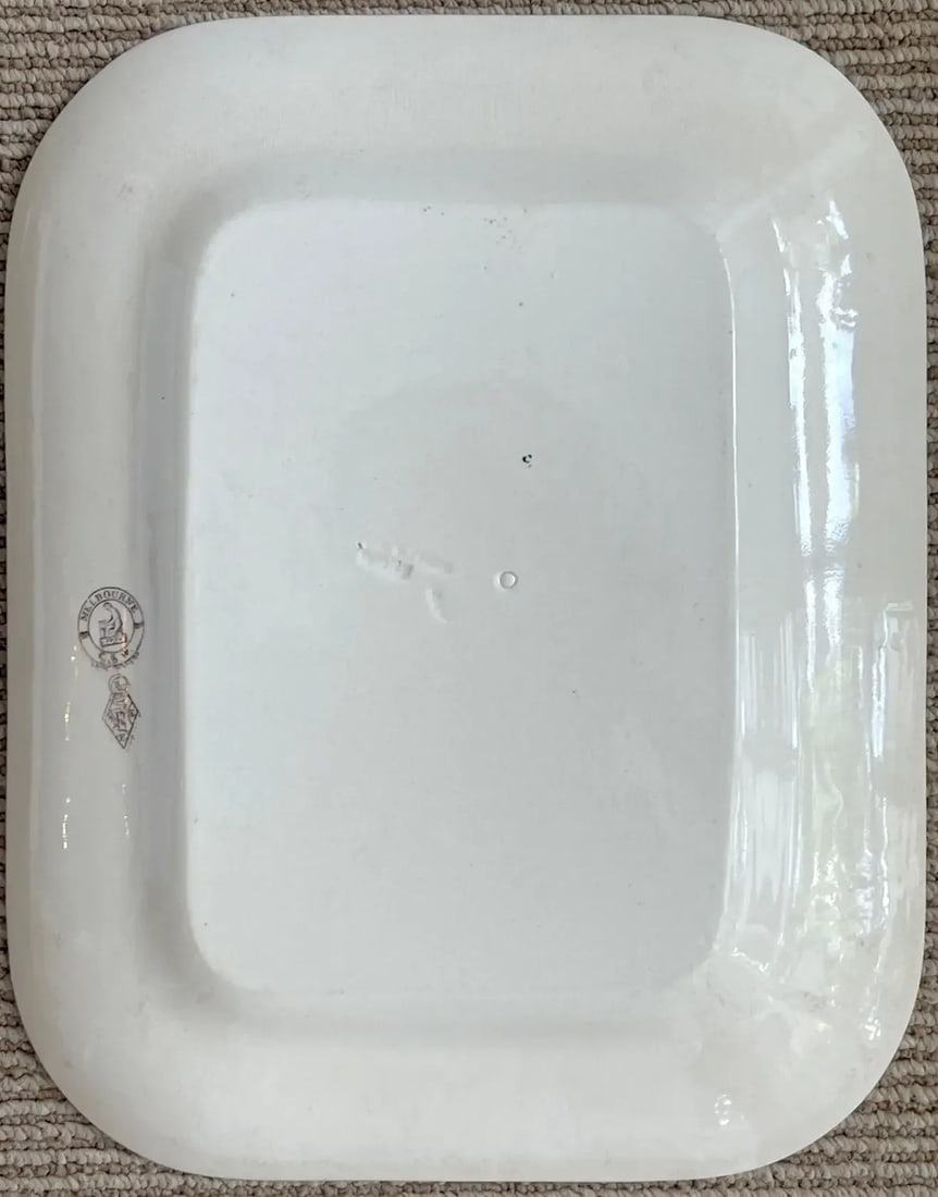 19th Century Melbourne' Graduating Aesthetic Movement Brown & White Ironstone - Set of 3 - 7