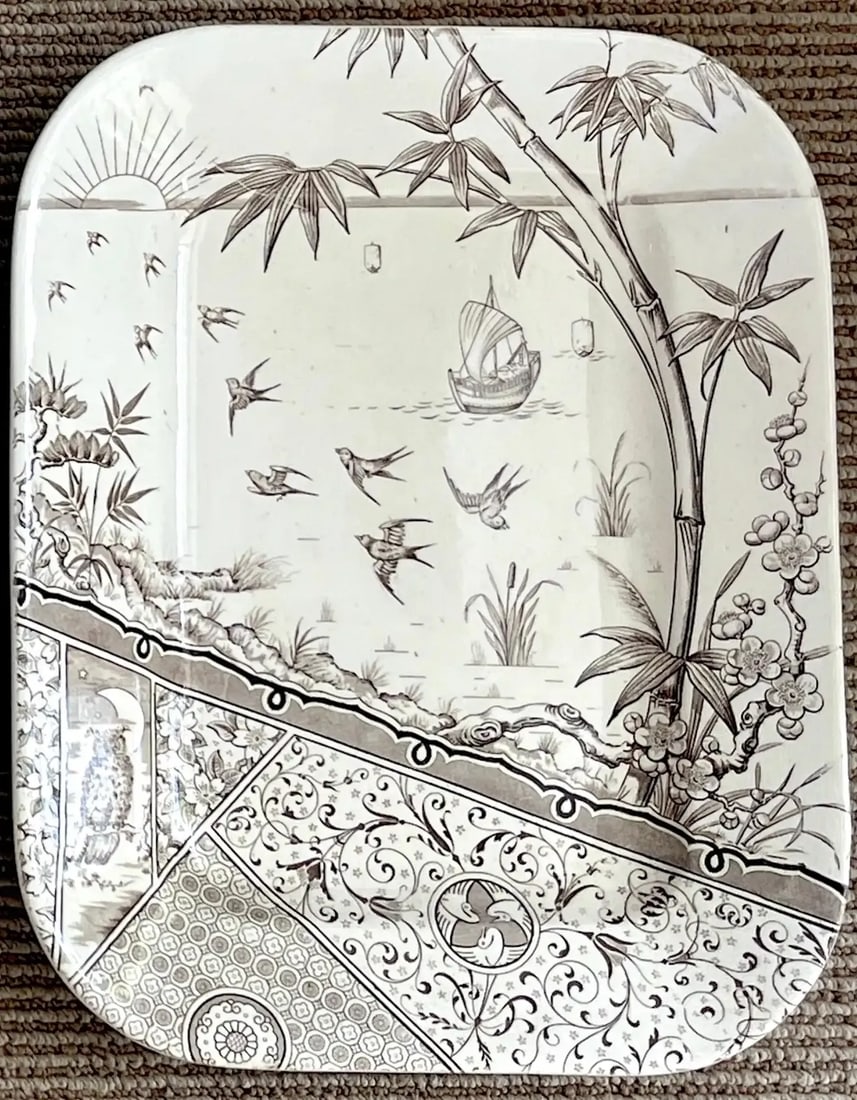 19th Century Melbourne' Graduating Aesthetic Movement Brown & White Ironstone - Set of 3 - 9