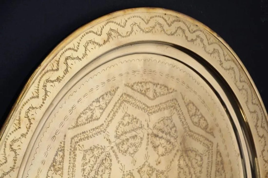 Circa 1900s Monumental Moroccan Brass Tray Platter - 10