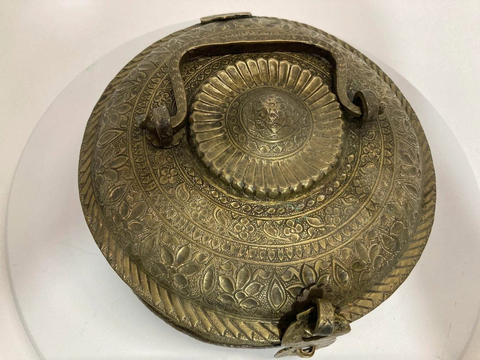 Asian Antique Brass Betel Nut Pandan Box With Lid, Northern India 19th C. - 12