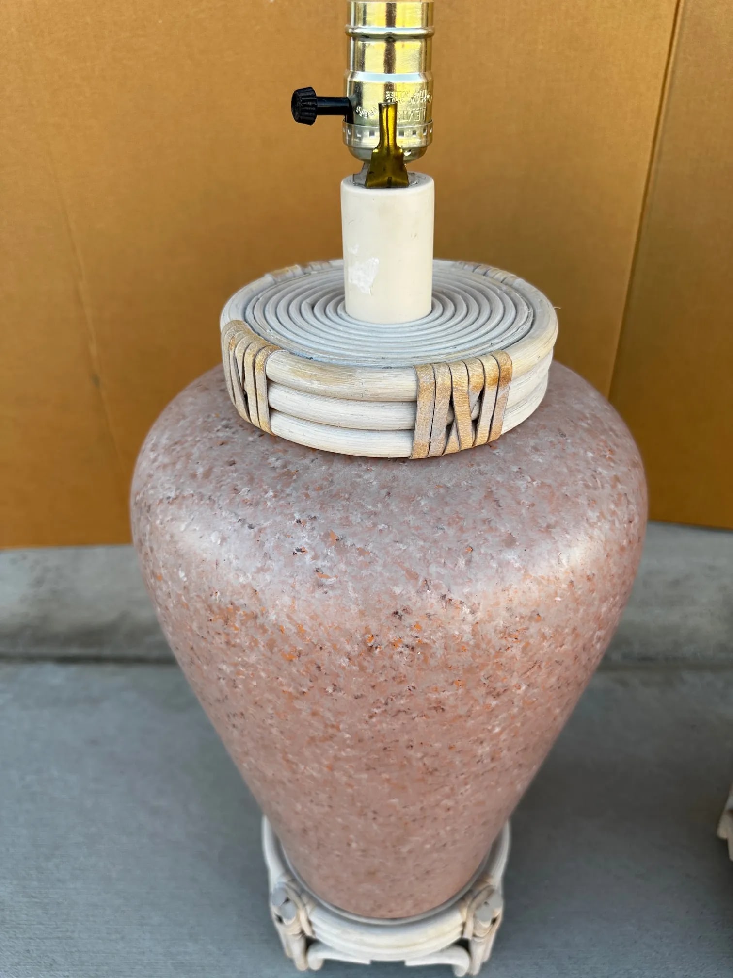 Vintage Southwest Terra Cotta/Reed Detail Table Lamps- a Pair - 4