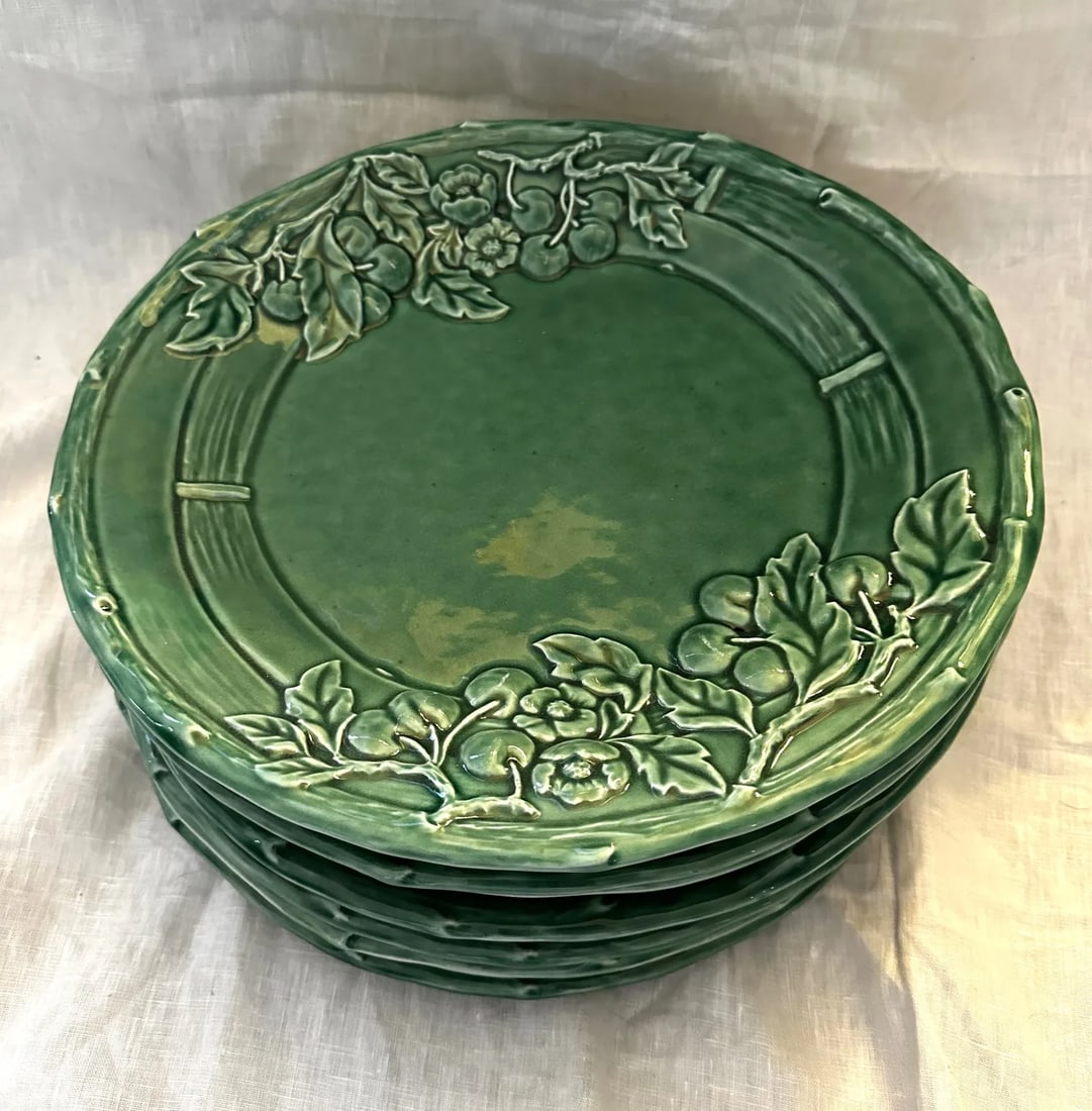 Vintage Verti Green Dinner Plates-A Set - 4
