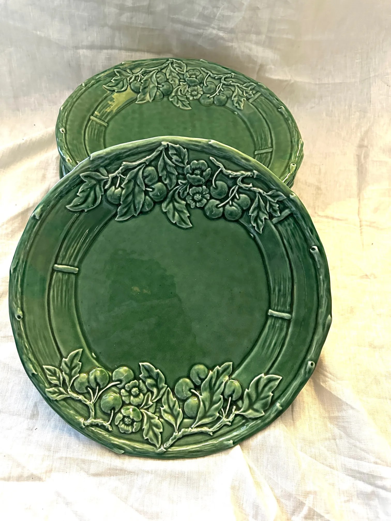 Vintage Verti Green Dinner Plates-A Set - 8