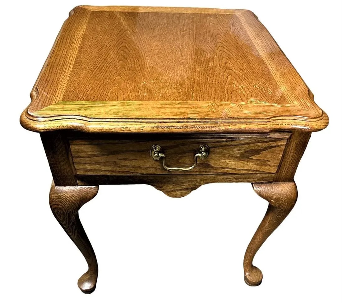 Vintage Thomasville Solid Oak Queen Anne Side Table - Late 20th Century - 3