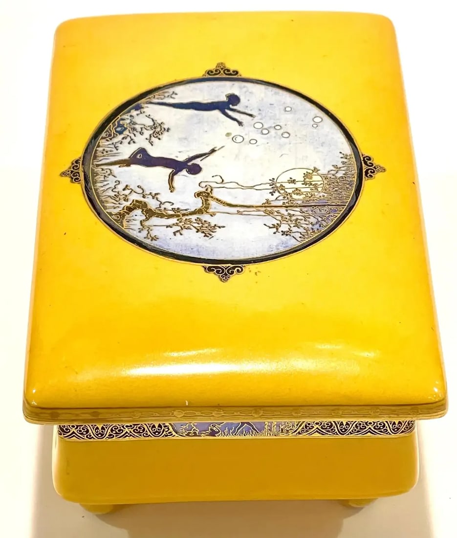 Early 20th Century Art Deco Carltonware Luster Moonlight Frolicking Pixie Table Box, for Dunhill - 12