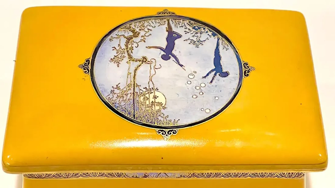 Early 20th Century Art Deco Carltonware Luster Moonlight Frolicking Pixie Table Box, for Dunhill - 3