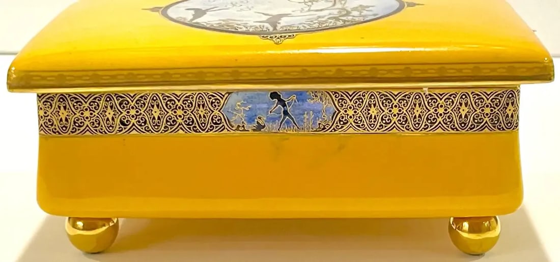 Early 20th Century Art Deco Carltonware Luster Moonlight Frolicking Pixie Table Box, for Dunhill - 5