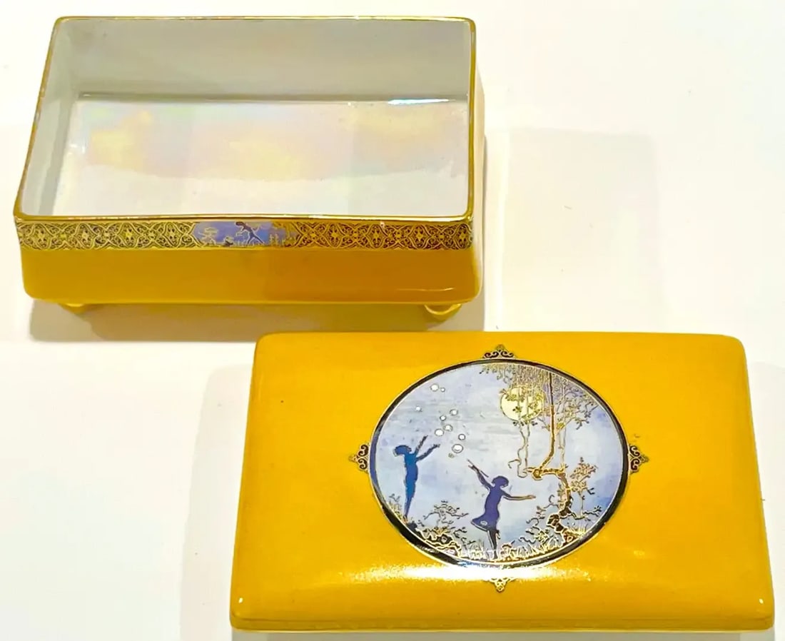 Early 20th Century Art Deco Carltonware Luster Moonlight Frolicking Pixie Table Box, for Dunhill - 8