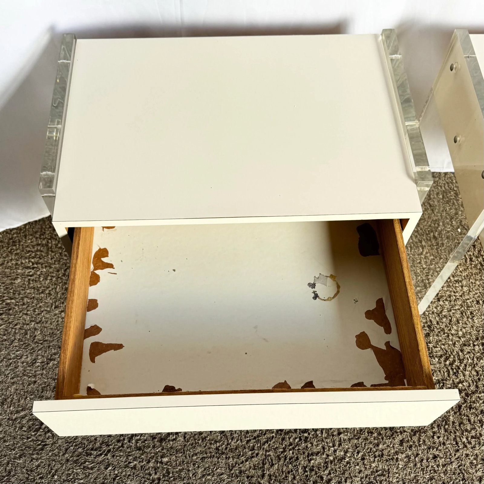 Postmodern White Laminate Lucite Floating Nighstands - A Pair - 8