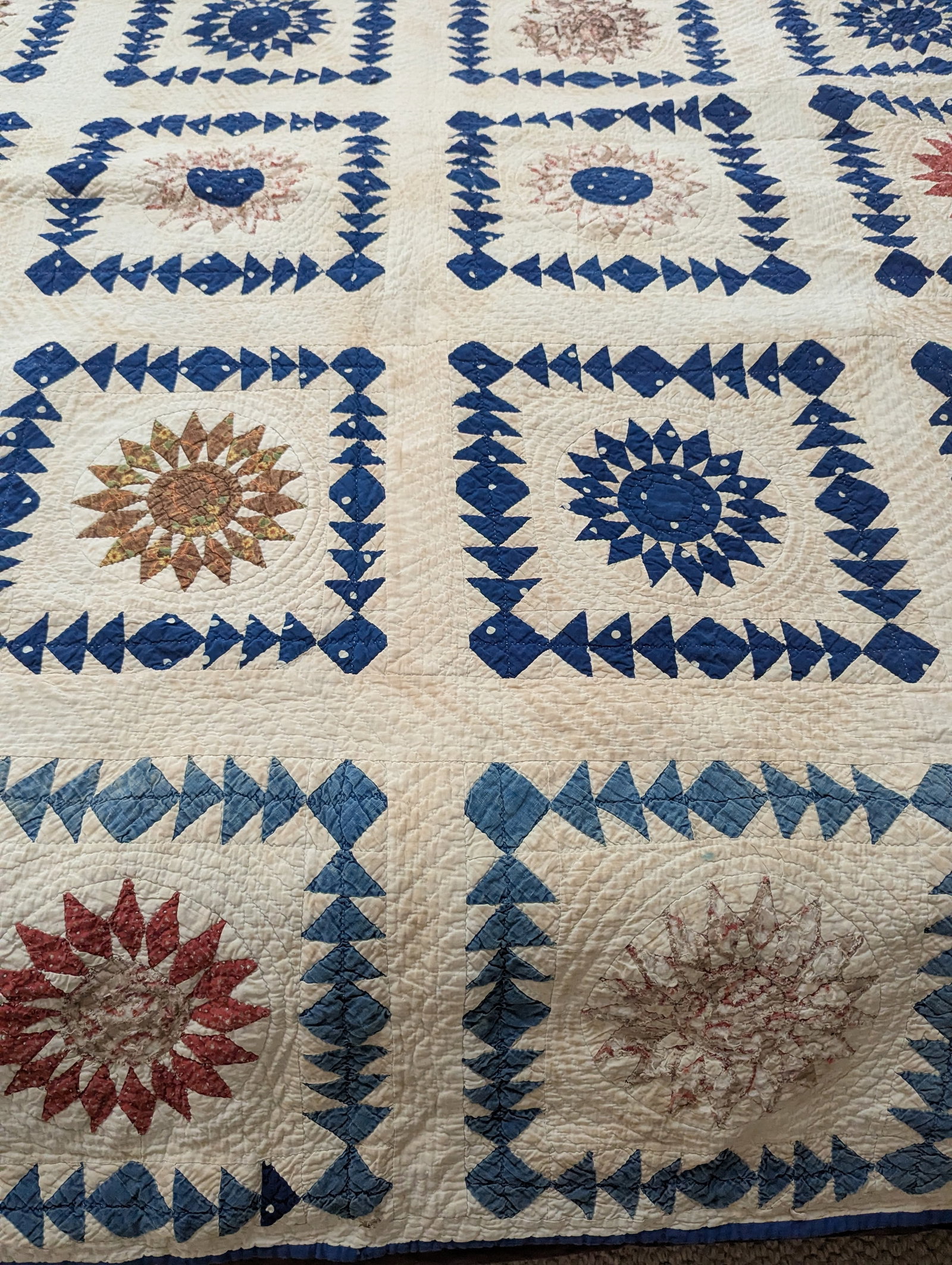 Antique Late 1800s Quilt of Mariner's Compass Pattern -Exceptionally Large Size for the Time - 11