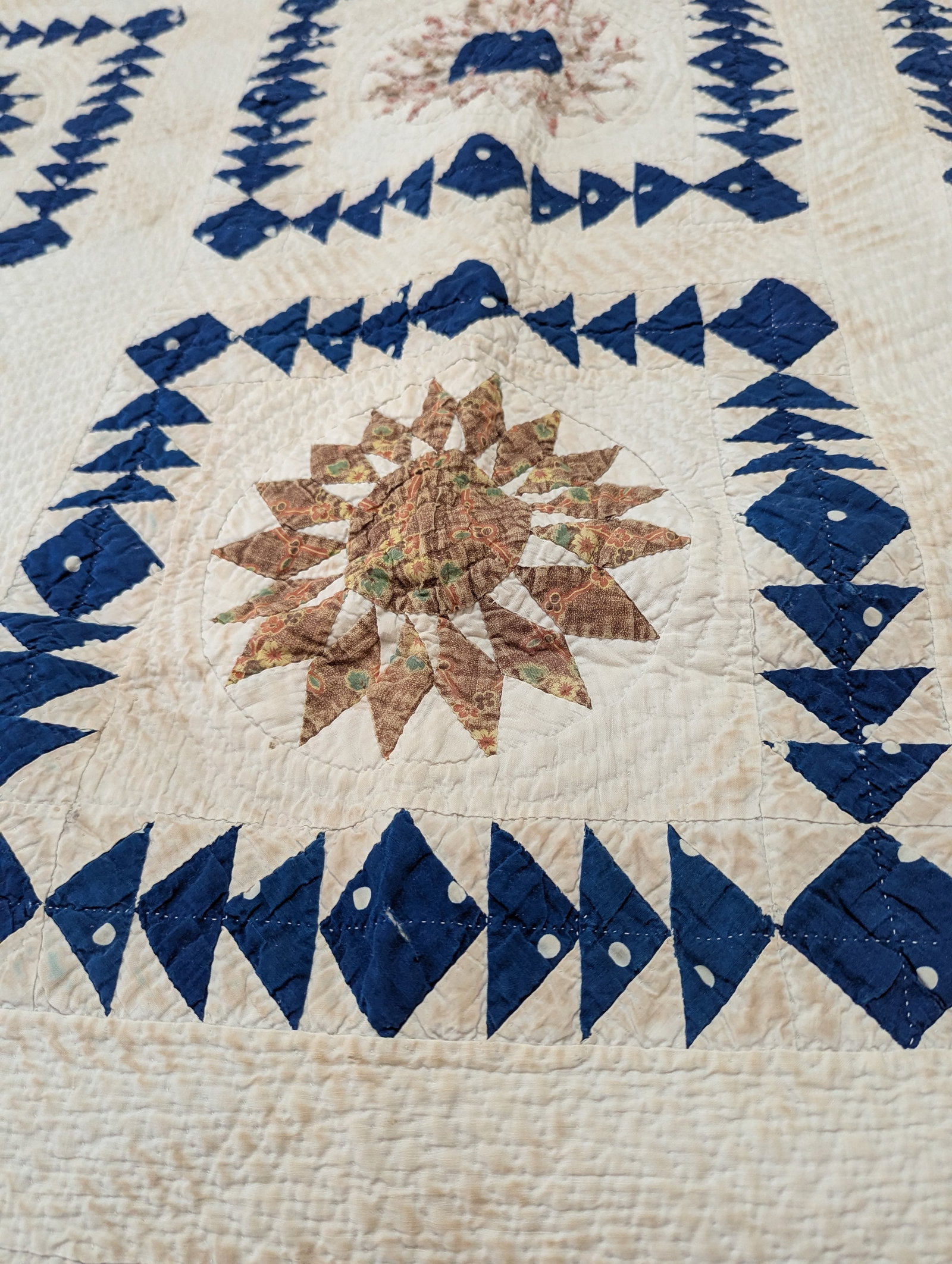 Antique Late 1800s Quilt of Mariner's Compass Pattern -Exceptionally Large Size for the Time - 12