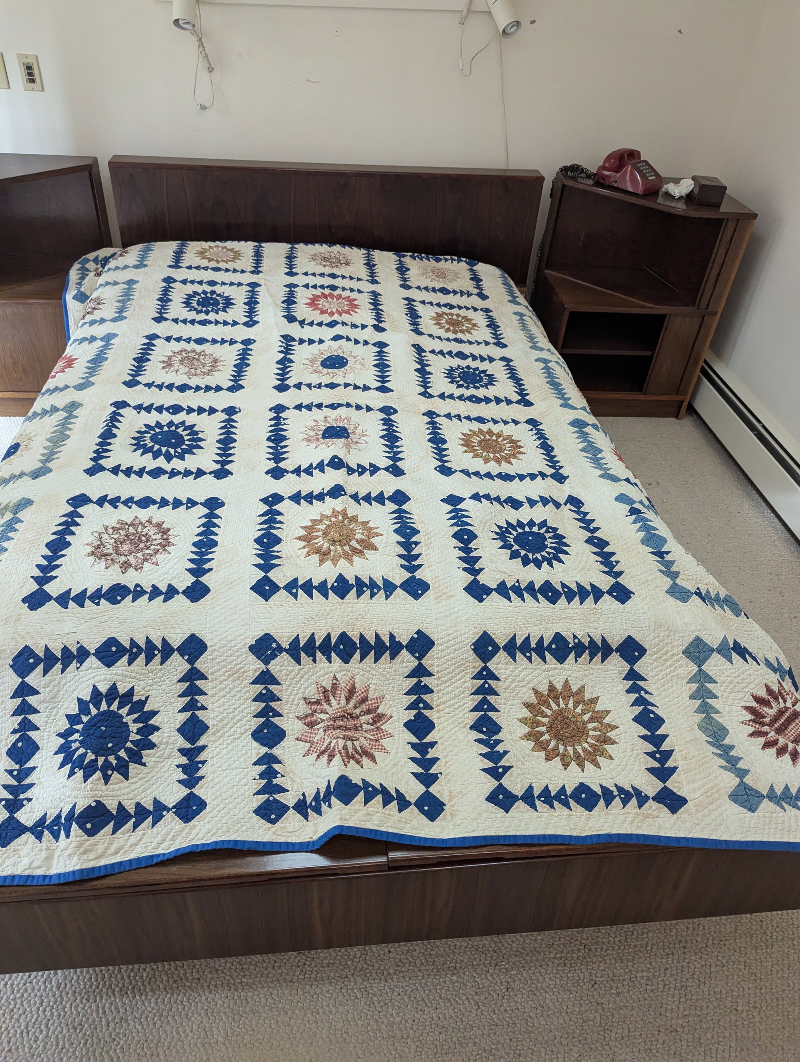 Antique Late 1800s Quilt of Mariner's Compass Pattern -Exceptionally Large Size for the Time - 9