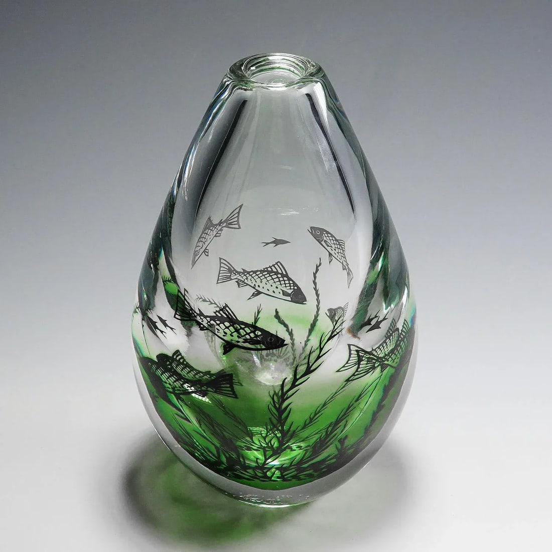 Fish Graal Vase by Edward Hald for Orrefors, Sweden Ca. 1980s - 4