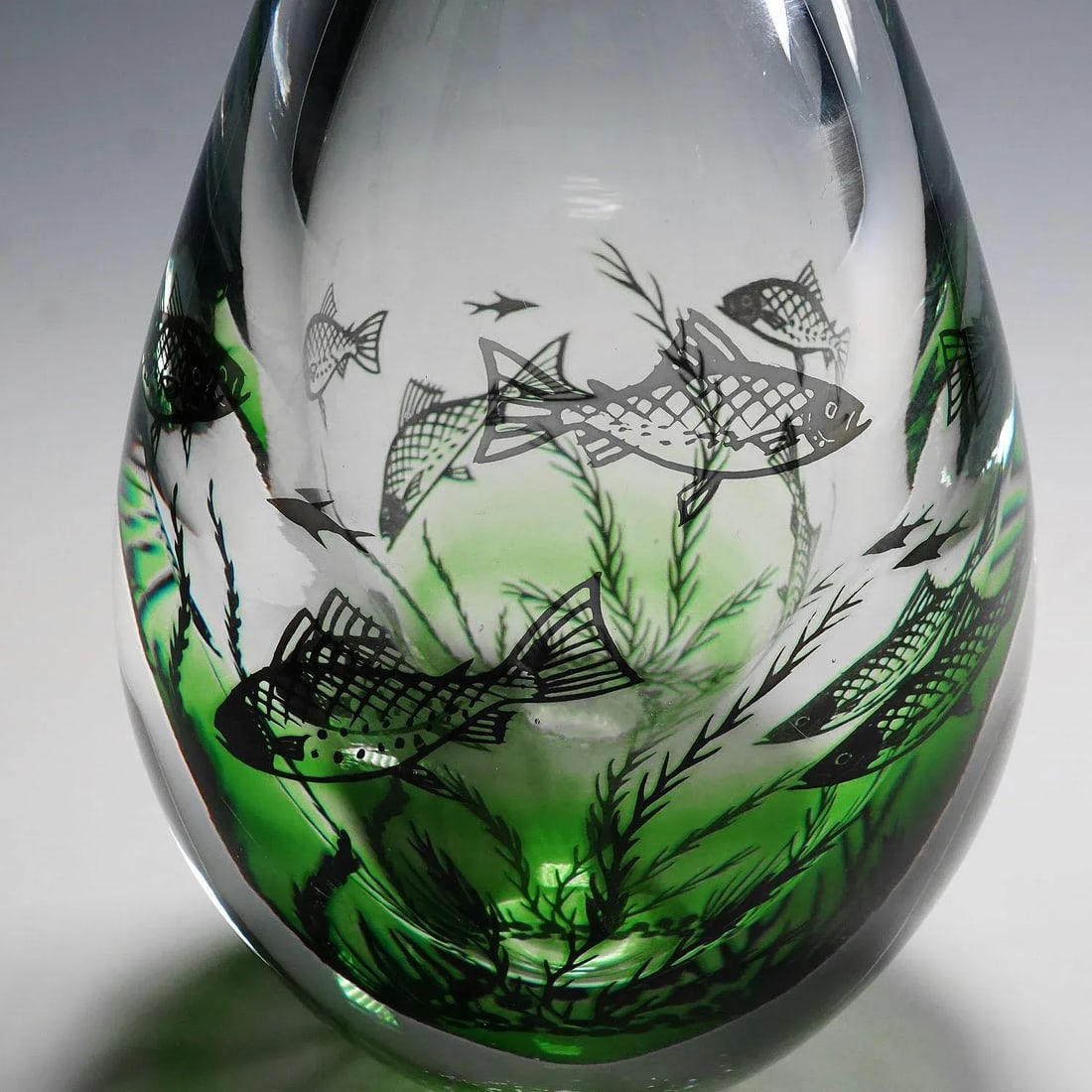 Fish Graal Vase by Edward Hald for Orrefors, Sweden Ca. 1980s - 5