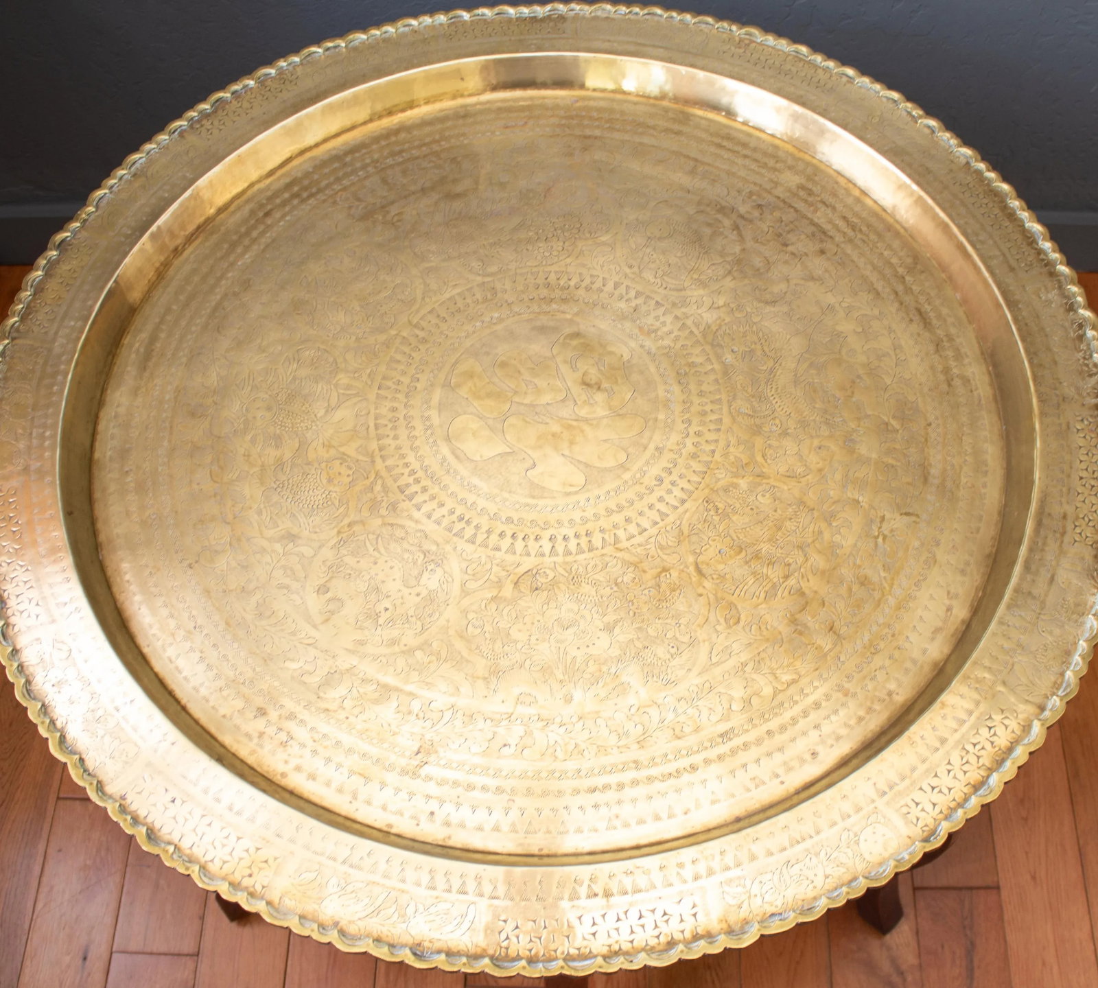 Large Round Brass and Rosewood Tray Table | Coffee Table - 10