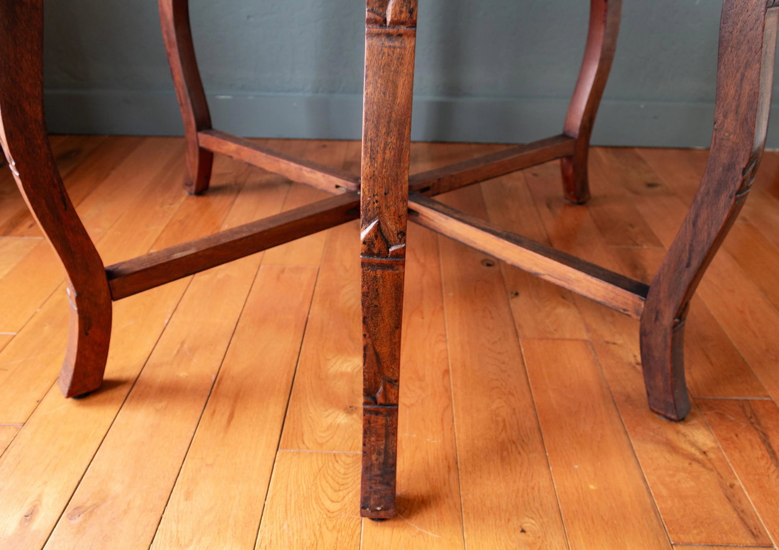Large Round Brass and Rosewood Tray Table | Coffee Table - 5