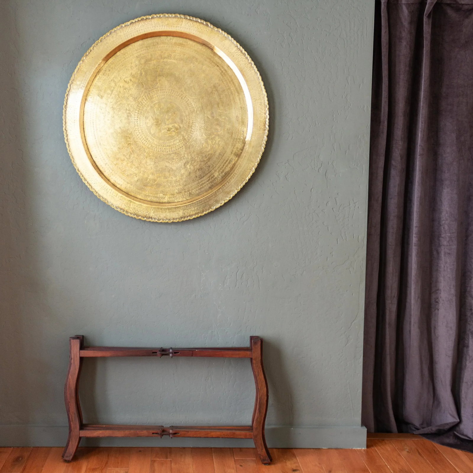 Large Round Brass and Rosewood Tray Table | Coffee Table - 8