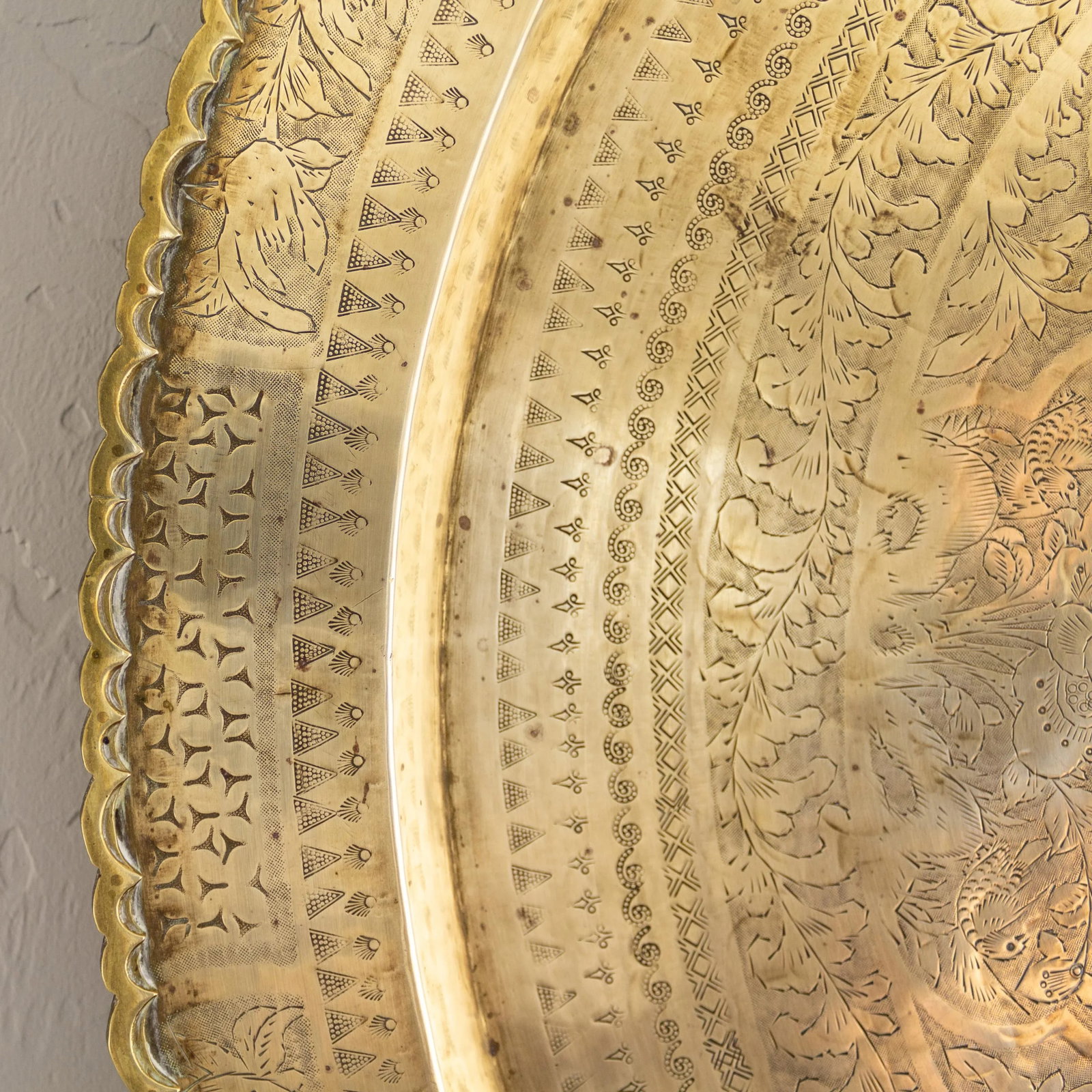 Large Round Brass and Rosewood Tray Table | Coffee Table - 9