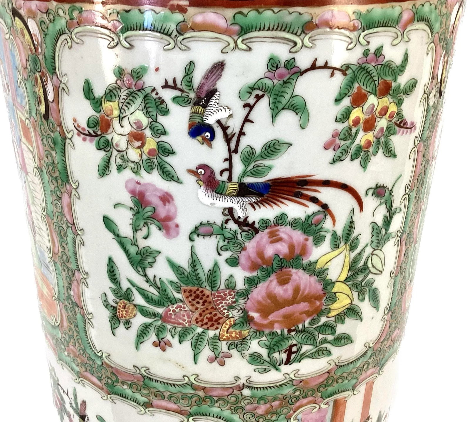 Antique Chinese Rose Medallion Umbrella Stand - 2